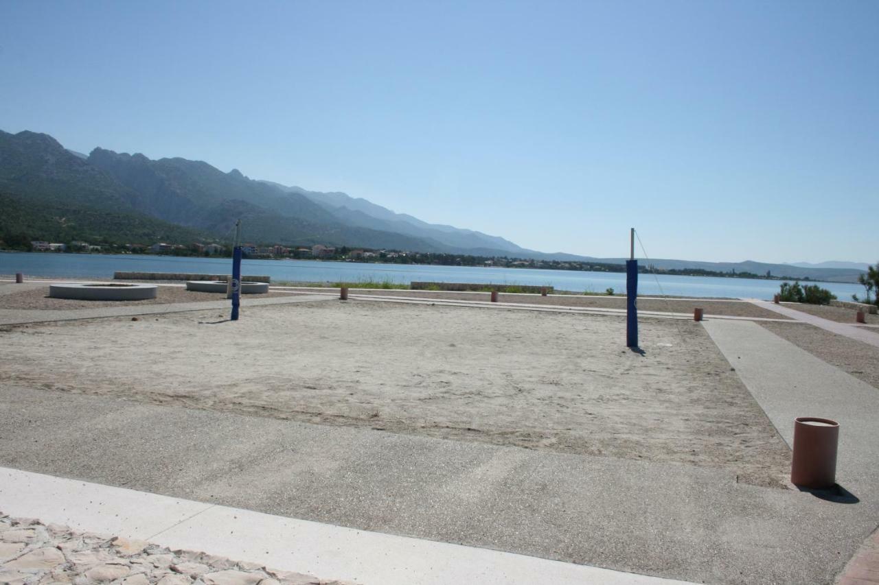 Mobile Homes Katinka, Starigrad Paklenica, Croatia Exterior photo